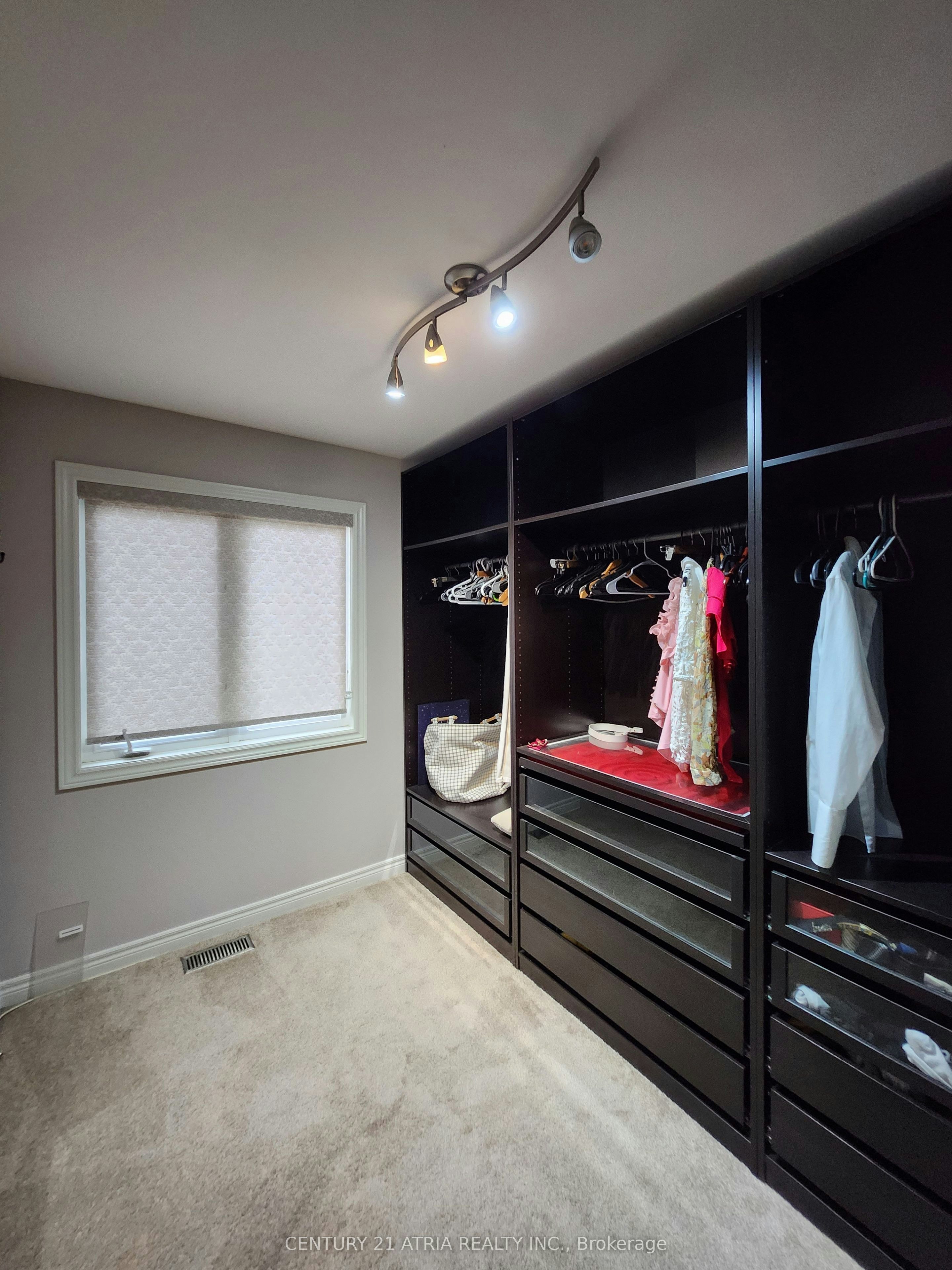 28 Usherwood Street, Aurora, ON, L4G 7X8 - 13
