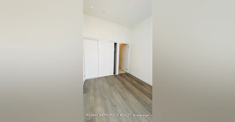 211-10 Honeycrisp Crescent, Vaughan, ON, L4K 0M7 - 13