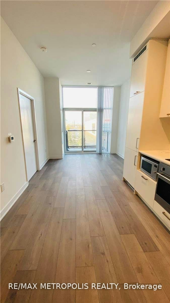 211-10 Honeycrisp Crescent, Vaughan, ON, L4K 0M7 - 10