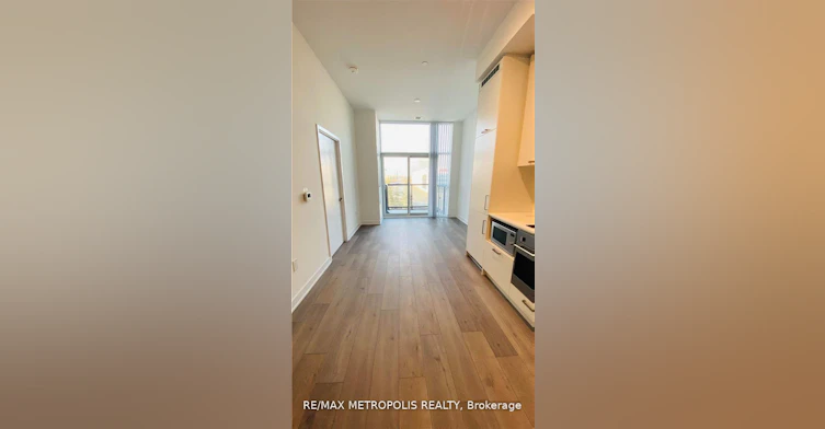 211-10 Honeycrisp Crescent, Vaughan, ON, L4K 0M7 - 10
