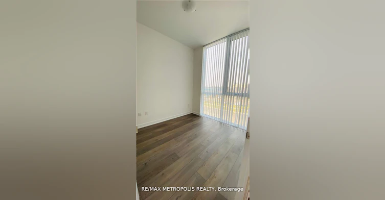 211-10 Honeycrisp Crescent, Vaughan, ON, L4K 0M7 - 12