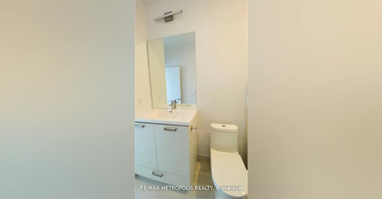 211-10 Honeycrisp Crescent, Vaughan, ON, L4K 0M7 - 14