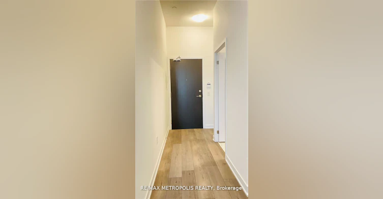211-10 Honeycrisp Crescent, Vaughan, ON, L4K 0M7 - 2