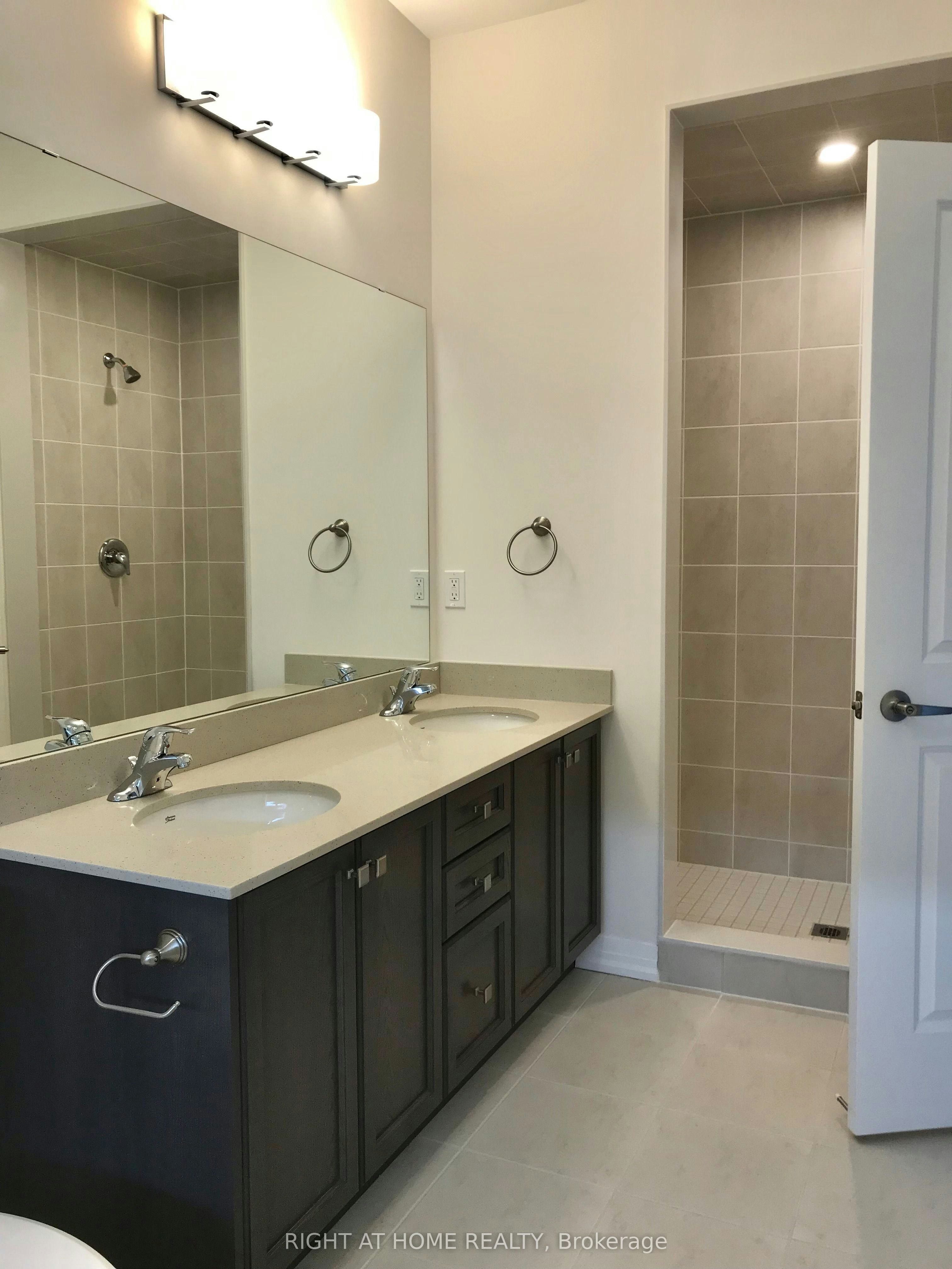 58 Boiton Street, Richmond Hill, ON, L4S 0M1 - 12