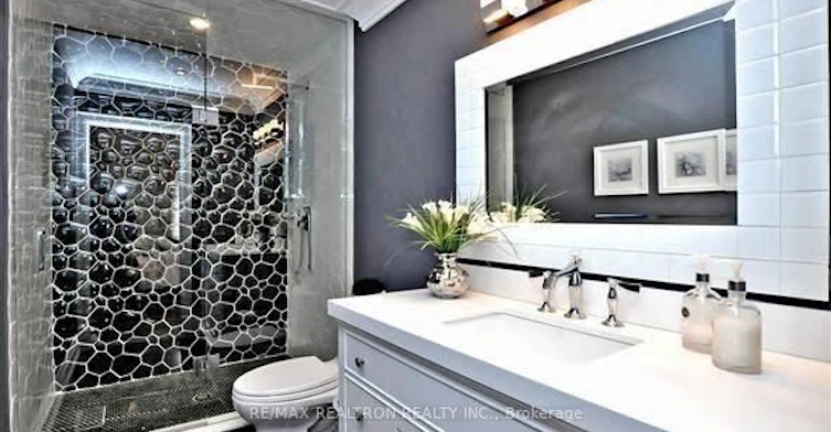 Main & Lower-57 Oxford Street, Richmond Hill, ON, L4C 4L6 - 9