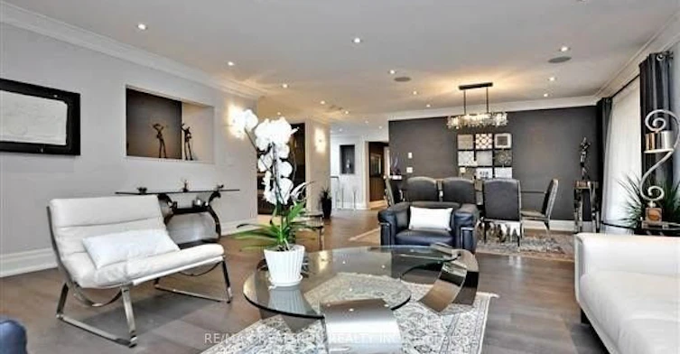 Main & Lower-57 Oxford Street, Richmond Hill, ON, L4C 4L6 - 4