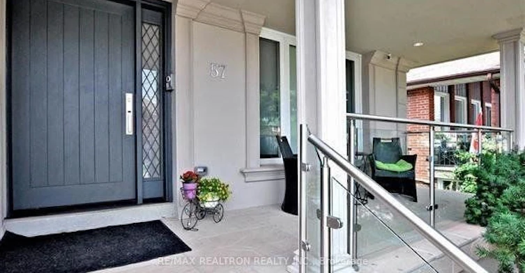 Main & Lower-57 Oxford Street, Richmond Hill, ON, L4C 4L6 - 2