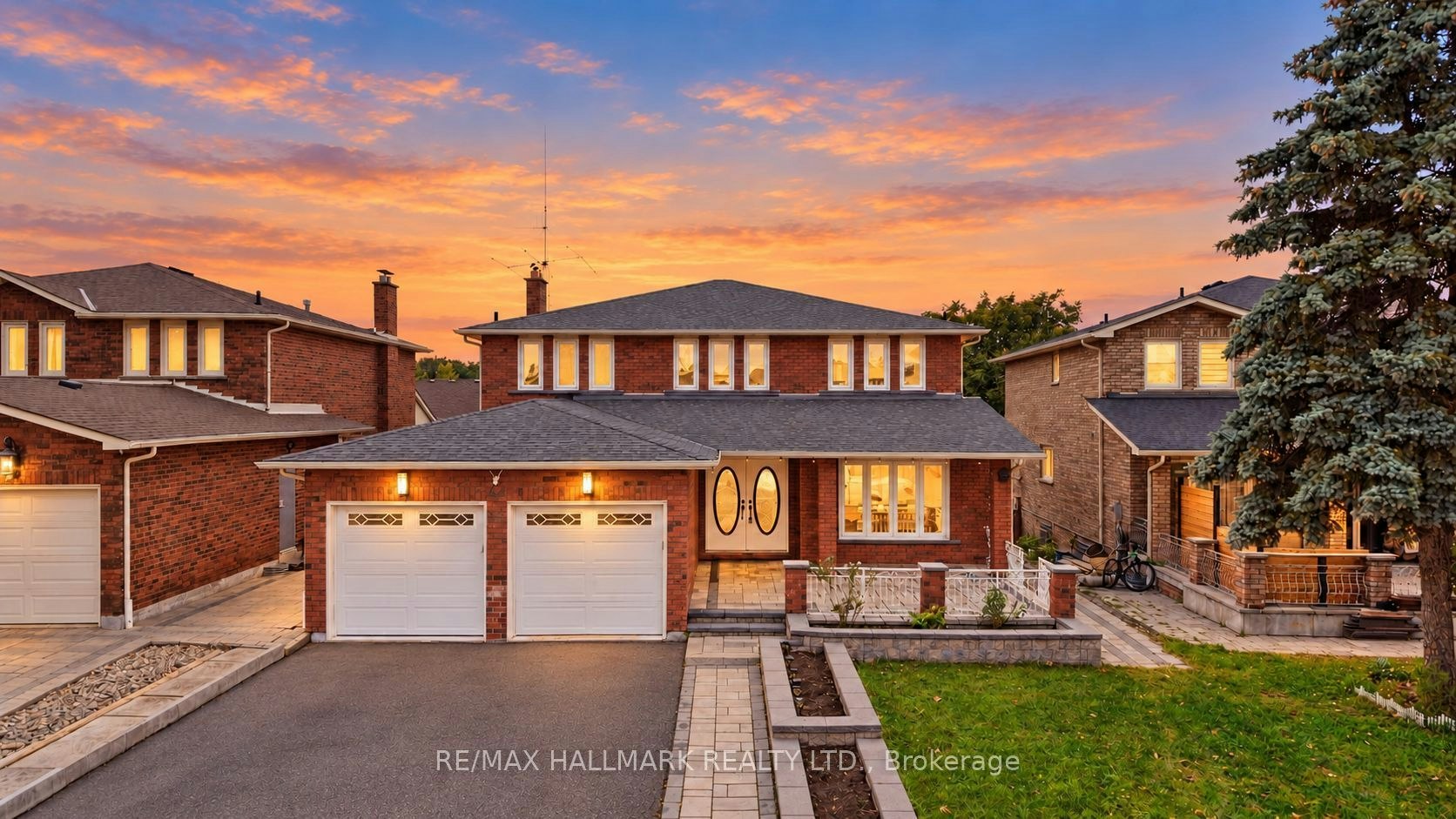 44 Olympia Gate, Vaughan, ON, L4L 5K3