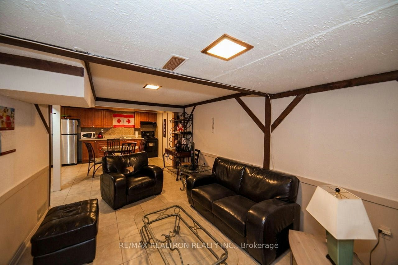 14 Plaisance Road, Richmond Hill, ON, L4C 5B5 - 10