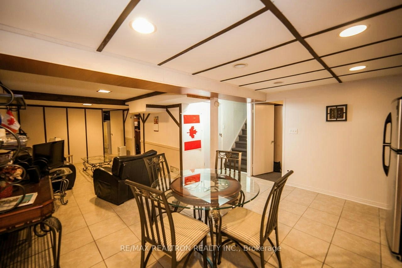 14 Plaisance Road, Richmond Hill, ON, L4C 5B5 - 9