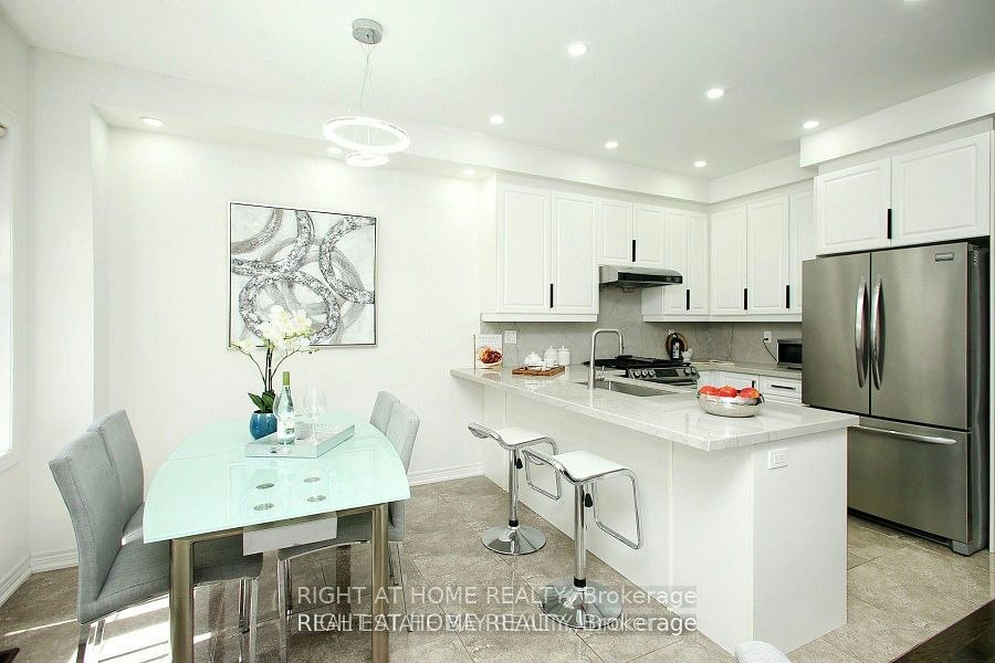 25 Sibella Way, Vaughan, ON, L4H 3V6 - 24