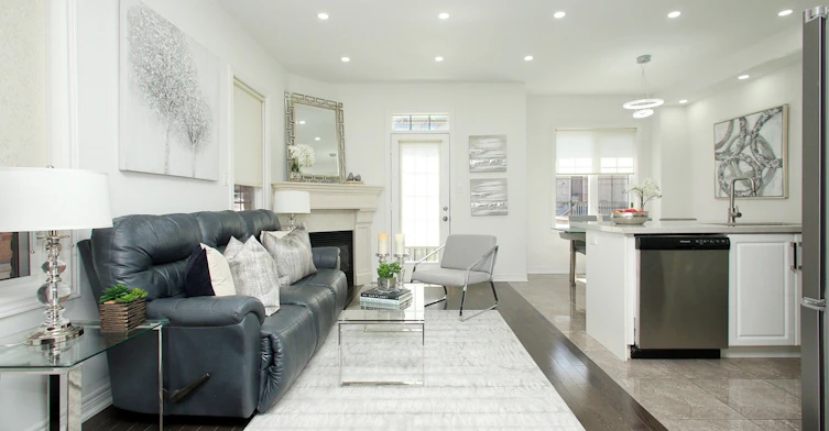 25 Sibella Way, Vaughan, ON, L4H 3V6 - 2