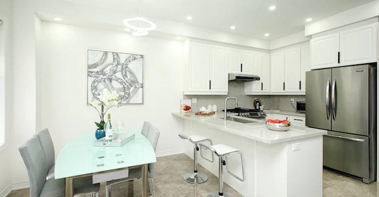 25 Sibella Way, Vaughan, ON, L4H 3V6 - 9