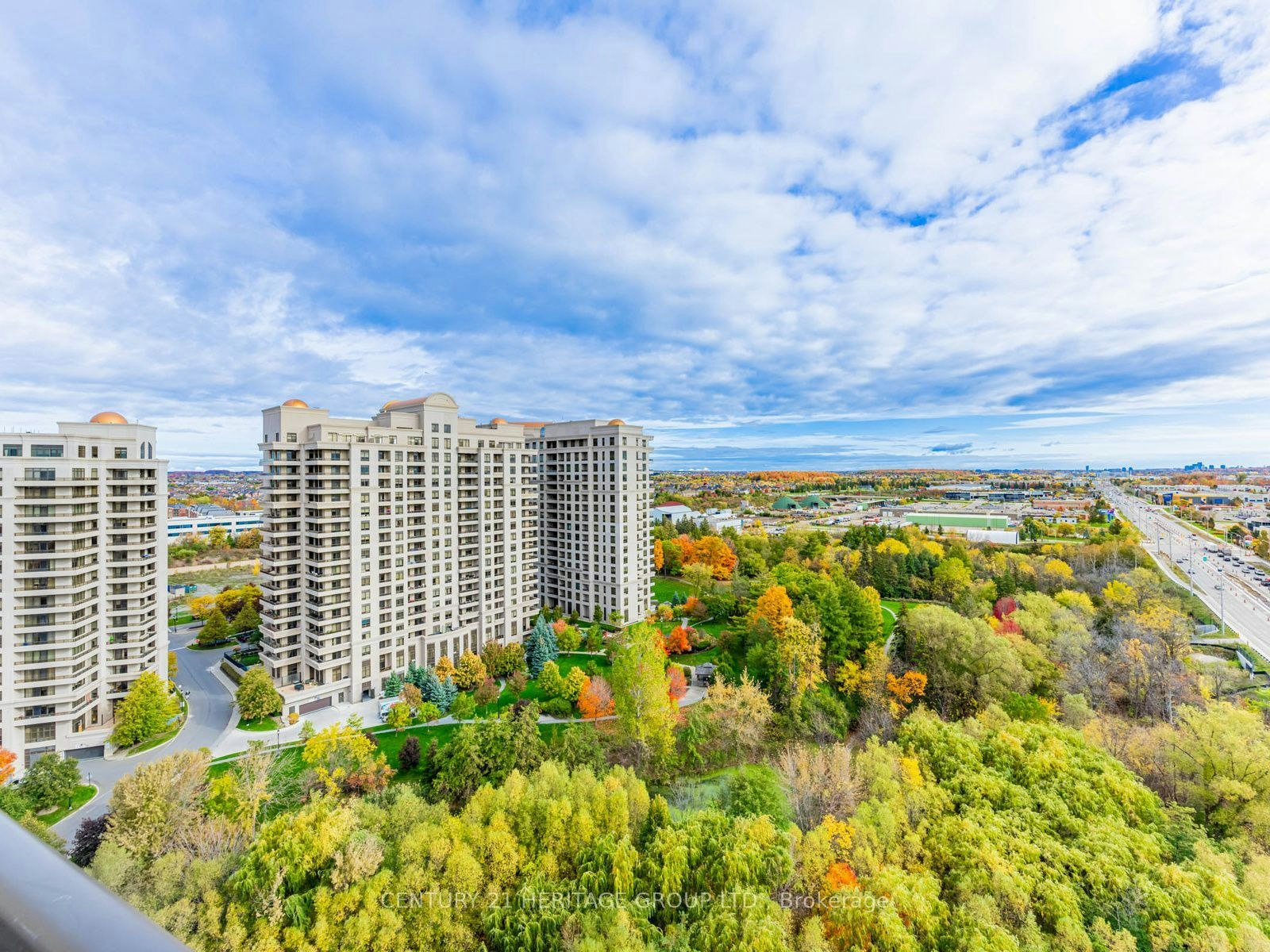 1611-9225 Jane Street, Vaughan, ON, L6A 0J7 - 30