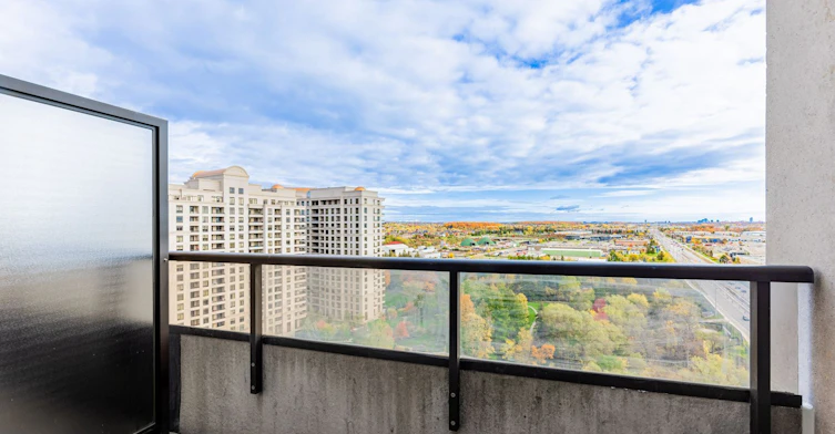 1611-9225 Jane Street, Vaughan, ON, L6A 0J7 - 28