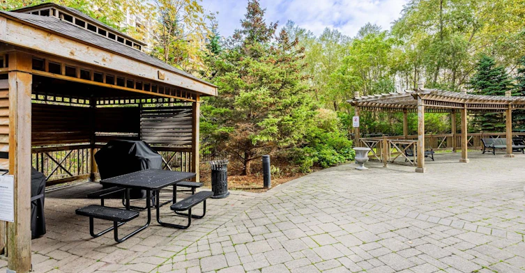 1611-9225 Jane Street, Vaughan, ON, L6A 0J7 - 27