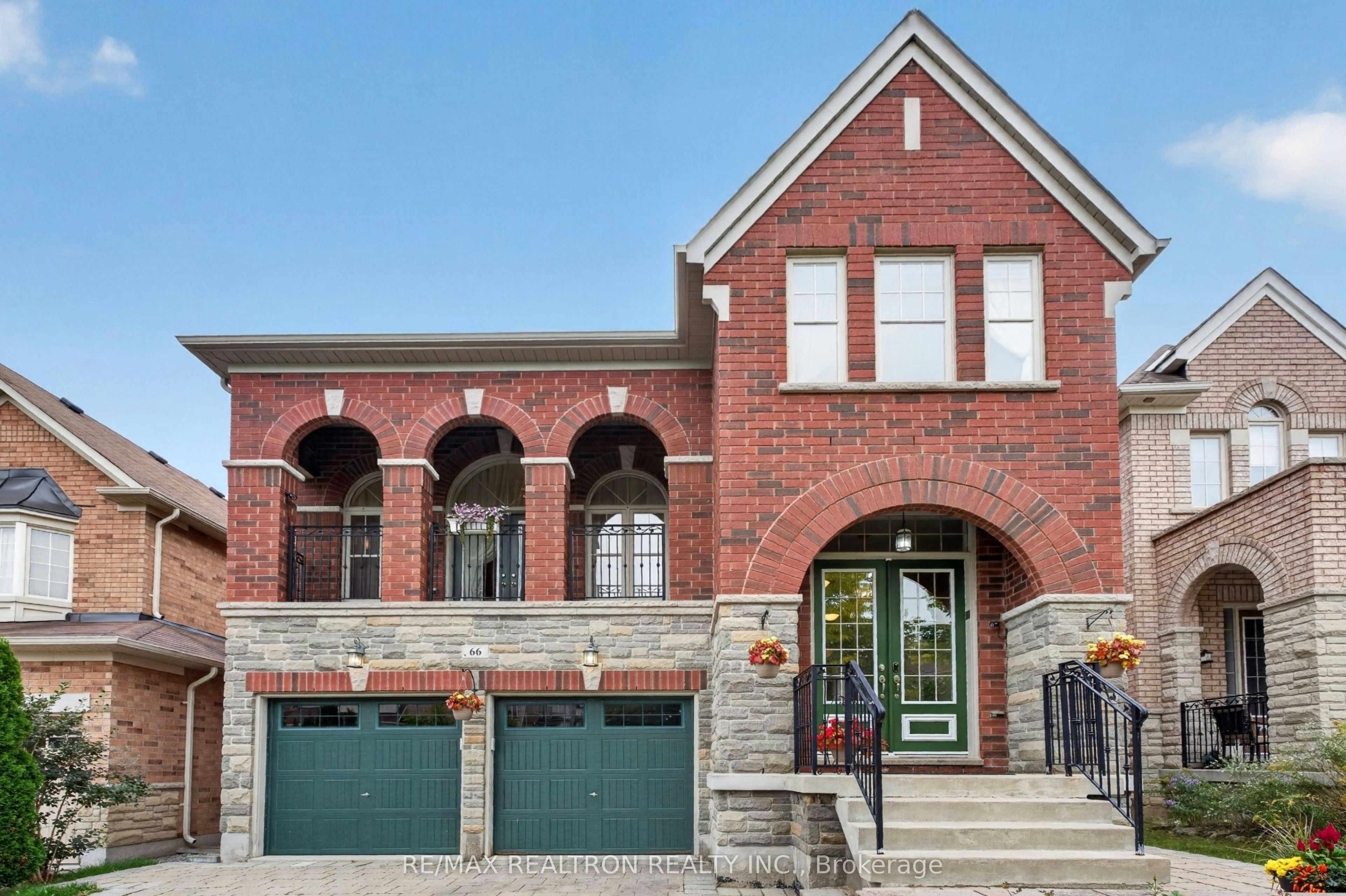 66 Bush Ridges Avenue, Richmond Hill, ON, L4E 0P1