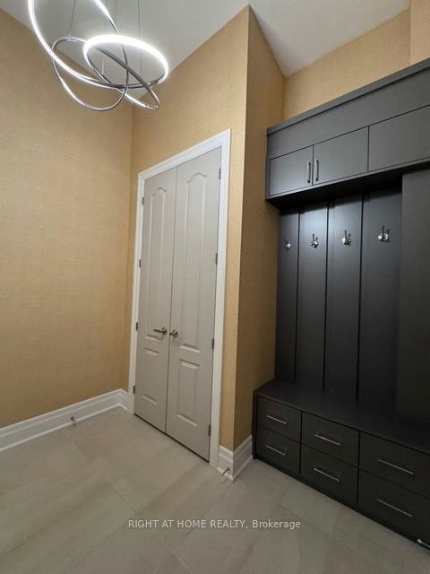 21 Casavant Court, Vaughan, ON, L6A 5A5 - 21