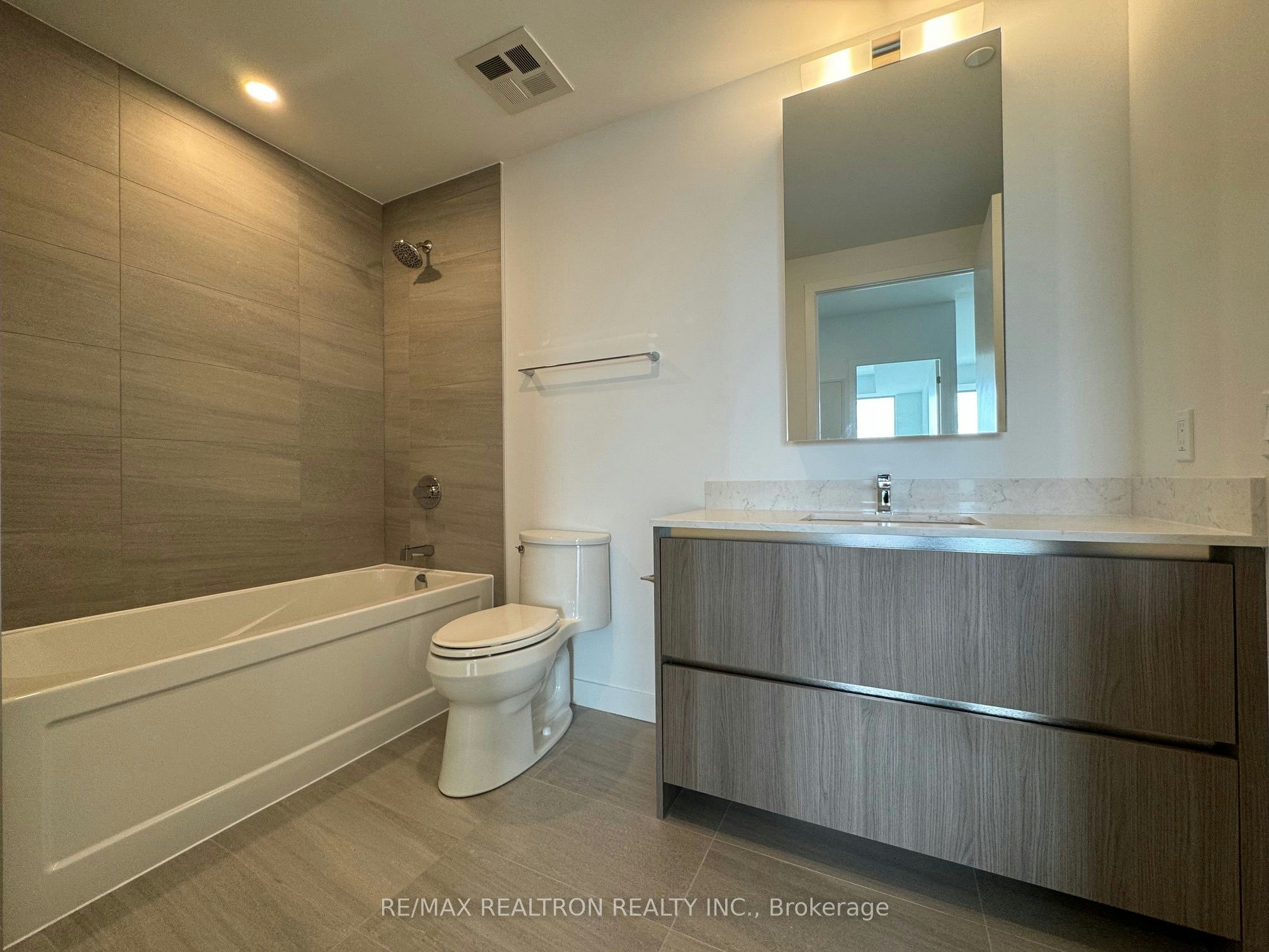 729-8188 Yonge Street, Vaughan, ON, L4J 1W5 - 25