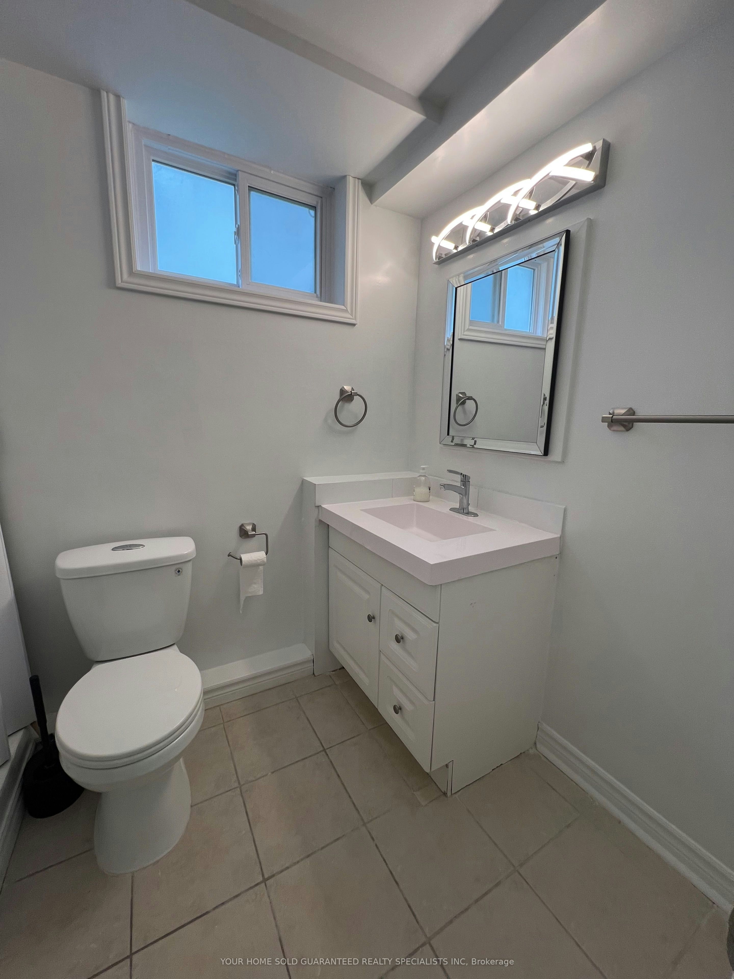 BSMT-6 Longview Drive, Bradford West Gwillimbury, ON, L3Z 2H1 - 4