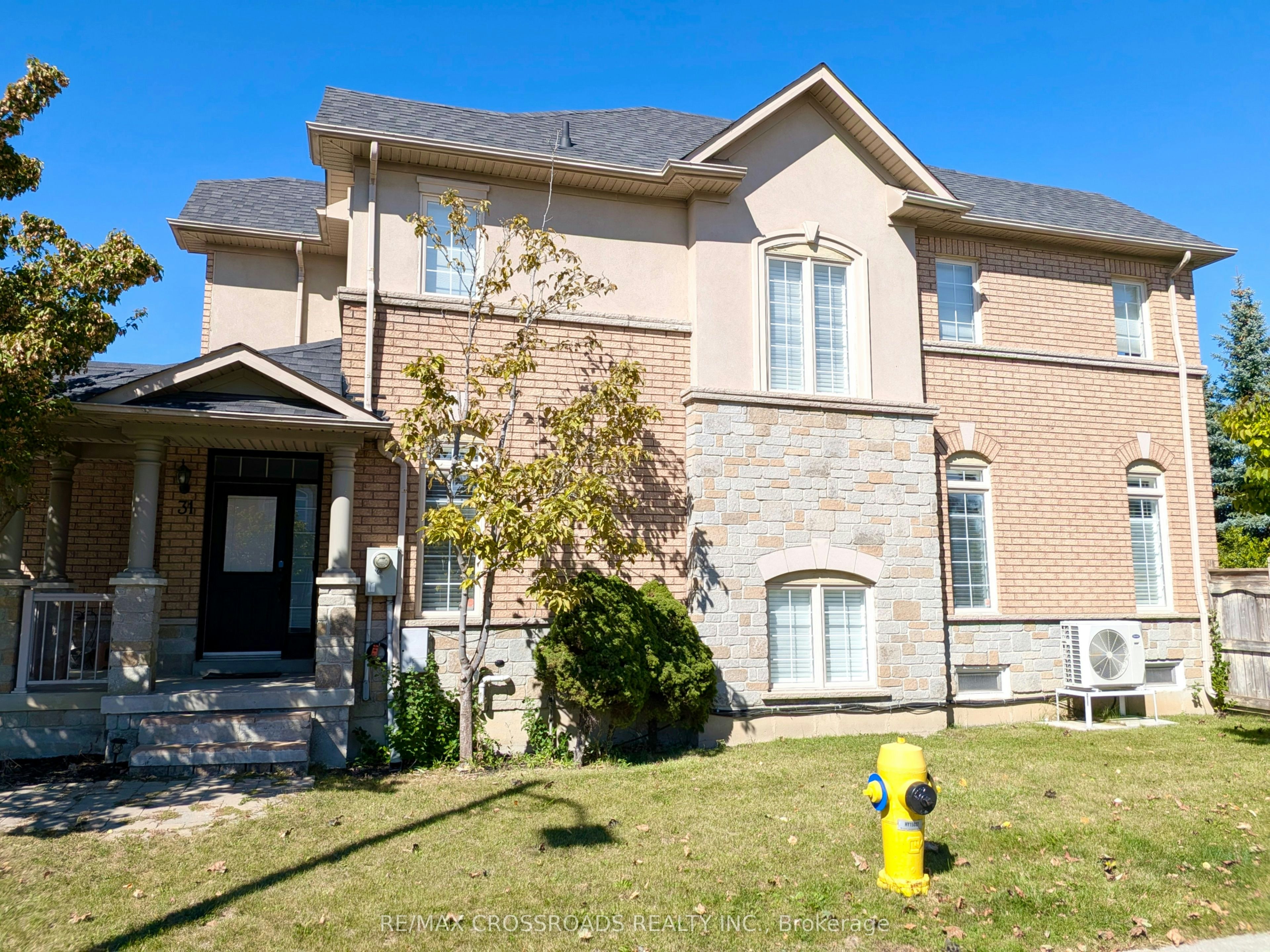 31 Loire Valley Avenue, Vaughan, ON, L4J 8T3 - 3