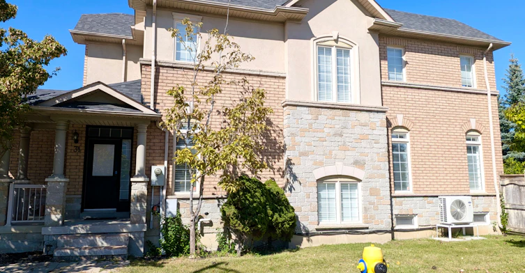 31 Loire Valley Avenue, Vaughan, ON, L4J 8T3 - 3