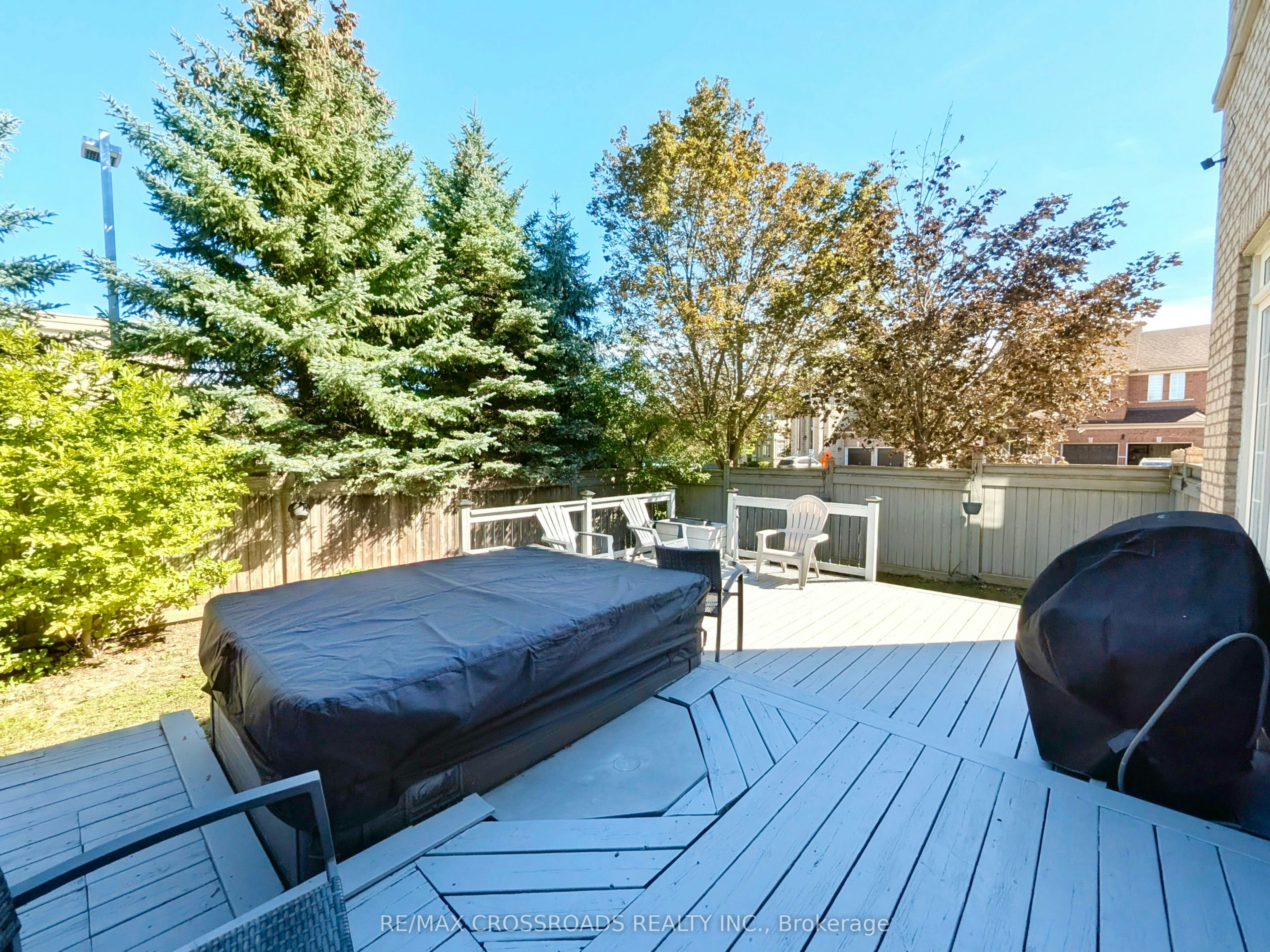 31 Loire Valley Avenue, Vaughan, ON, L4J 8T3 - 34
