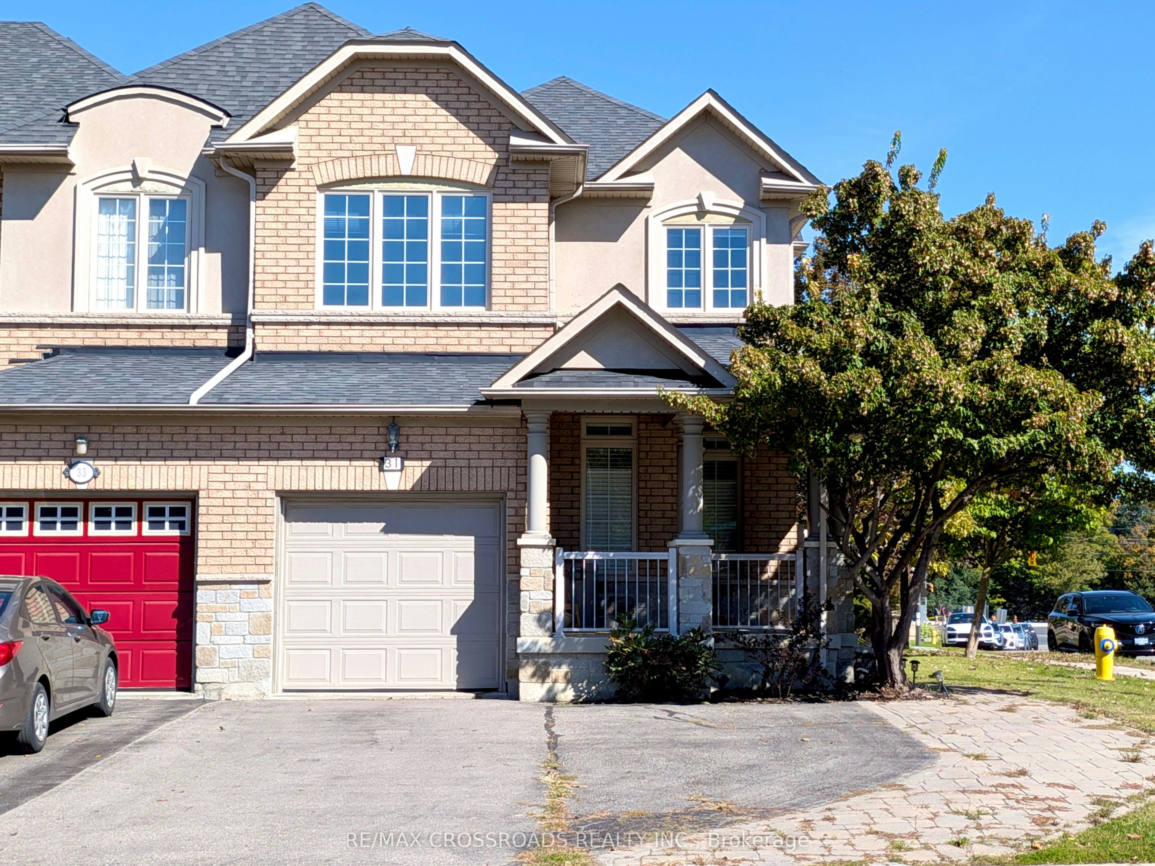 31 Loire Valley Avenue, Vaughan, ON, L4J 8T3