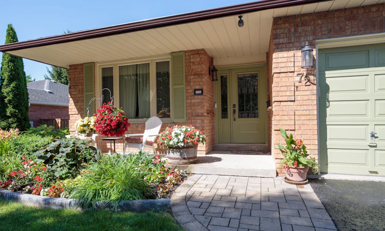 72 Munro Crescent