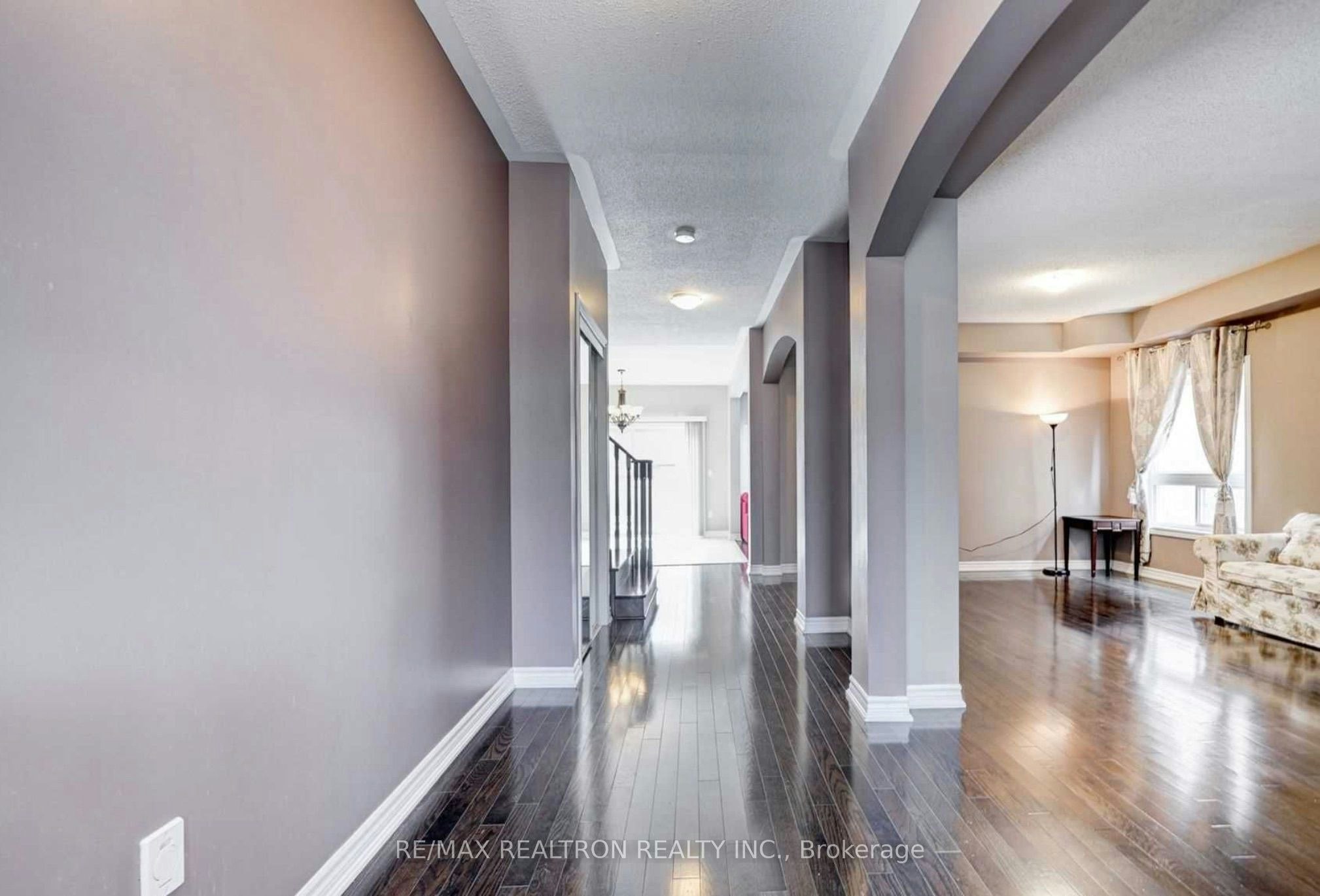 18 Horsley Court, Aurora, ON, L4G 0H7 - 3