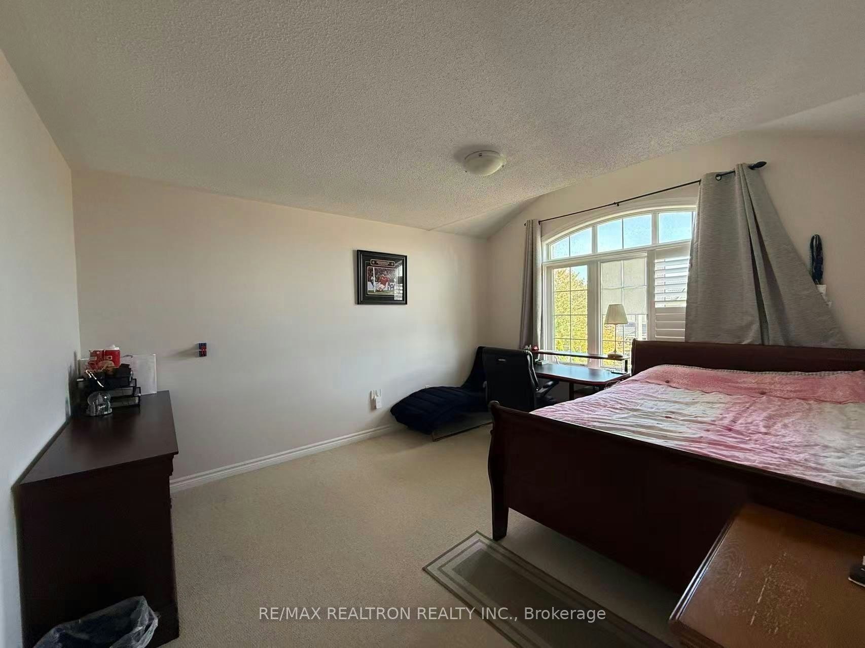 18 Horsley Court, Aurora, ON, L4G 0H7 - 14