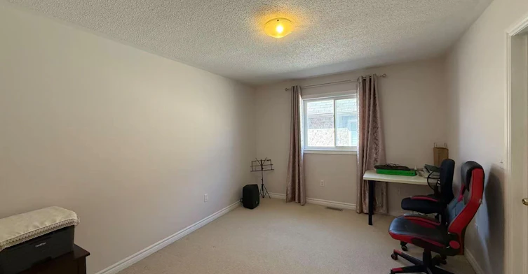 18 Horsley Court, Aurora, ON, L4G 0H7 - 16
