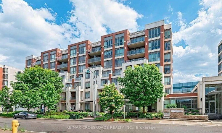 505-21 Upper Duke Crescent