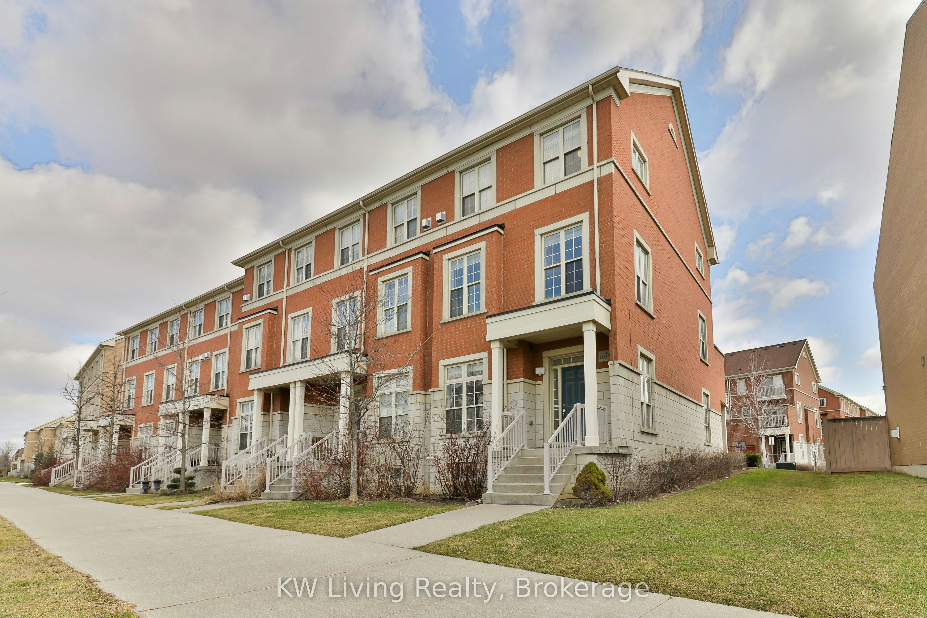 10373 Woodbine Avenue E, Markham, ON, L6C 0N9