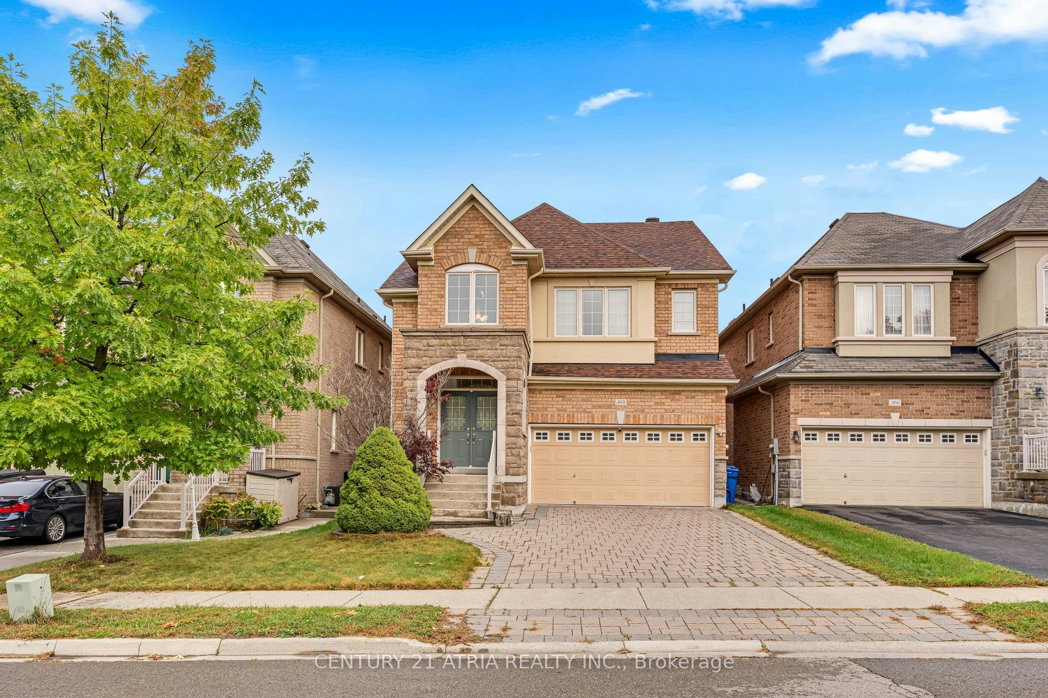 468 Kwapis Boulevard, Newmarket, ON, L3X 3K5