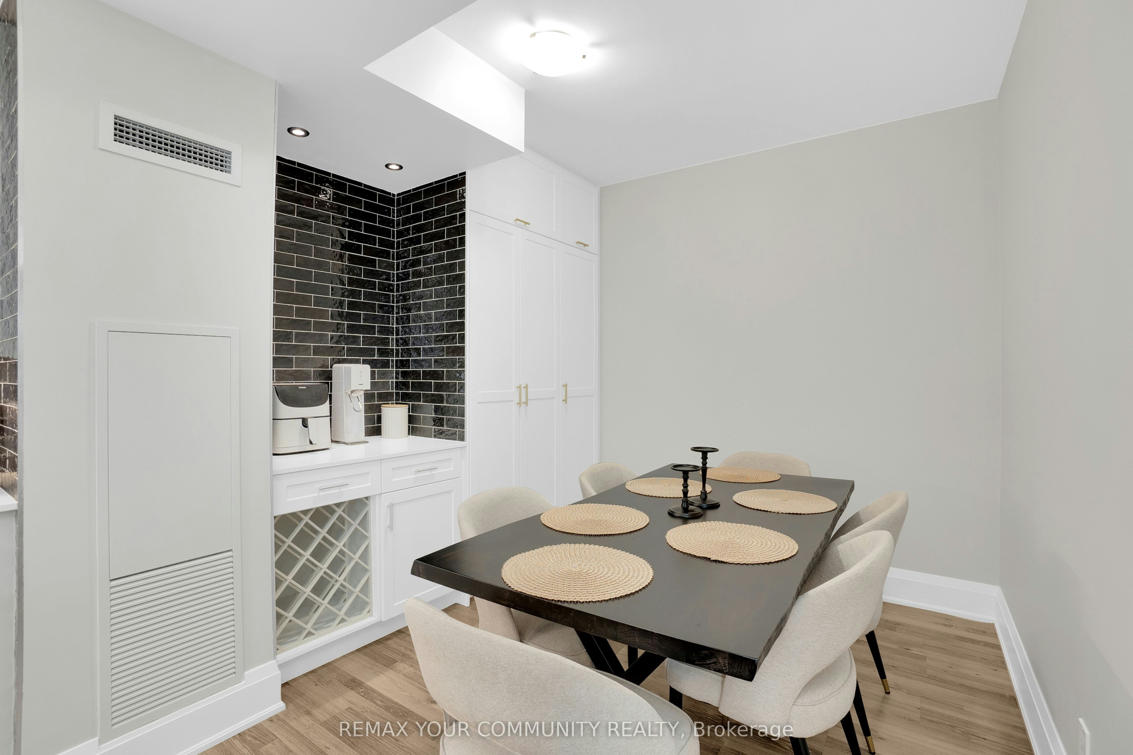 523-9085 Jane Street, Vaughan, ON, L4K 0L8 - 8