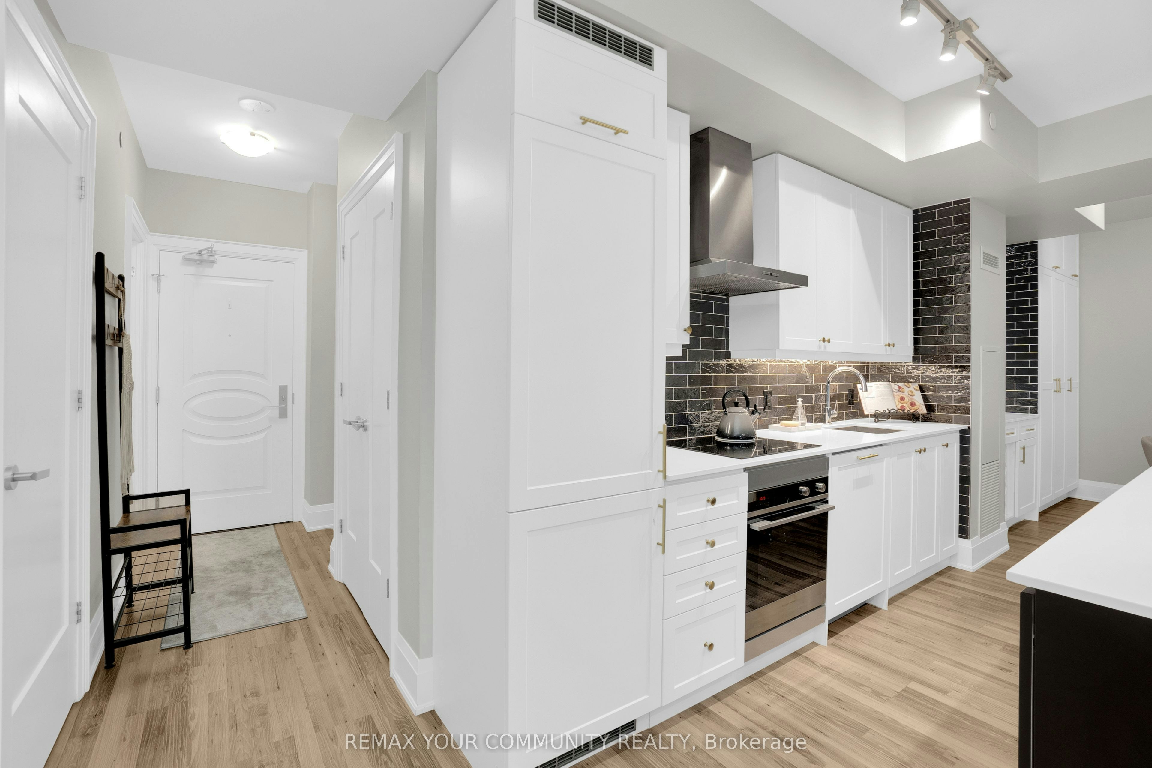 523-9085 Jane Street, Vaughan, ON, L4K 0L8 - 3