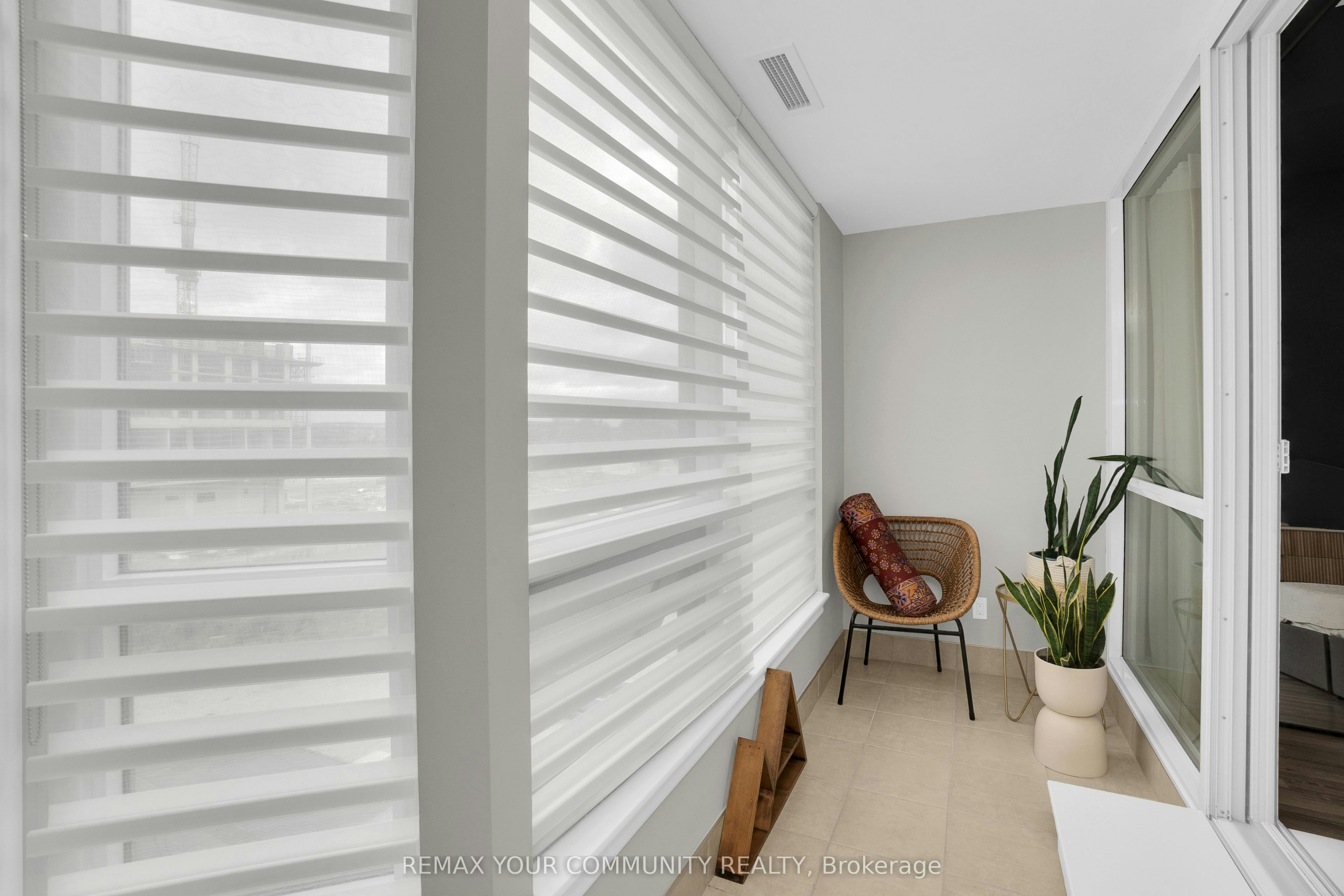 523-9085 Jane Street, Vaughan, ON, L4K 0L8 - 19