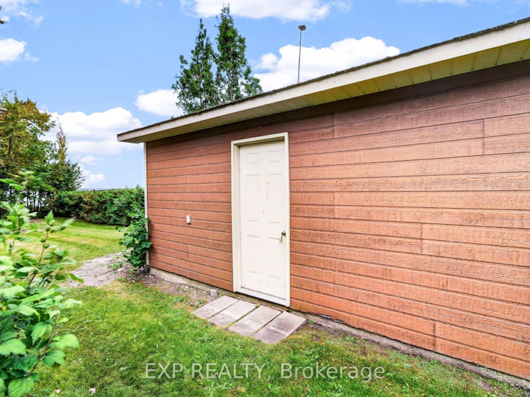 607 Duclos Point Road, Georgina, ON, L0E 1N0 - 11