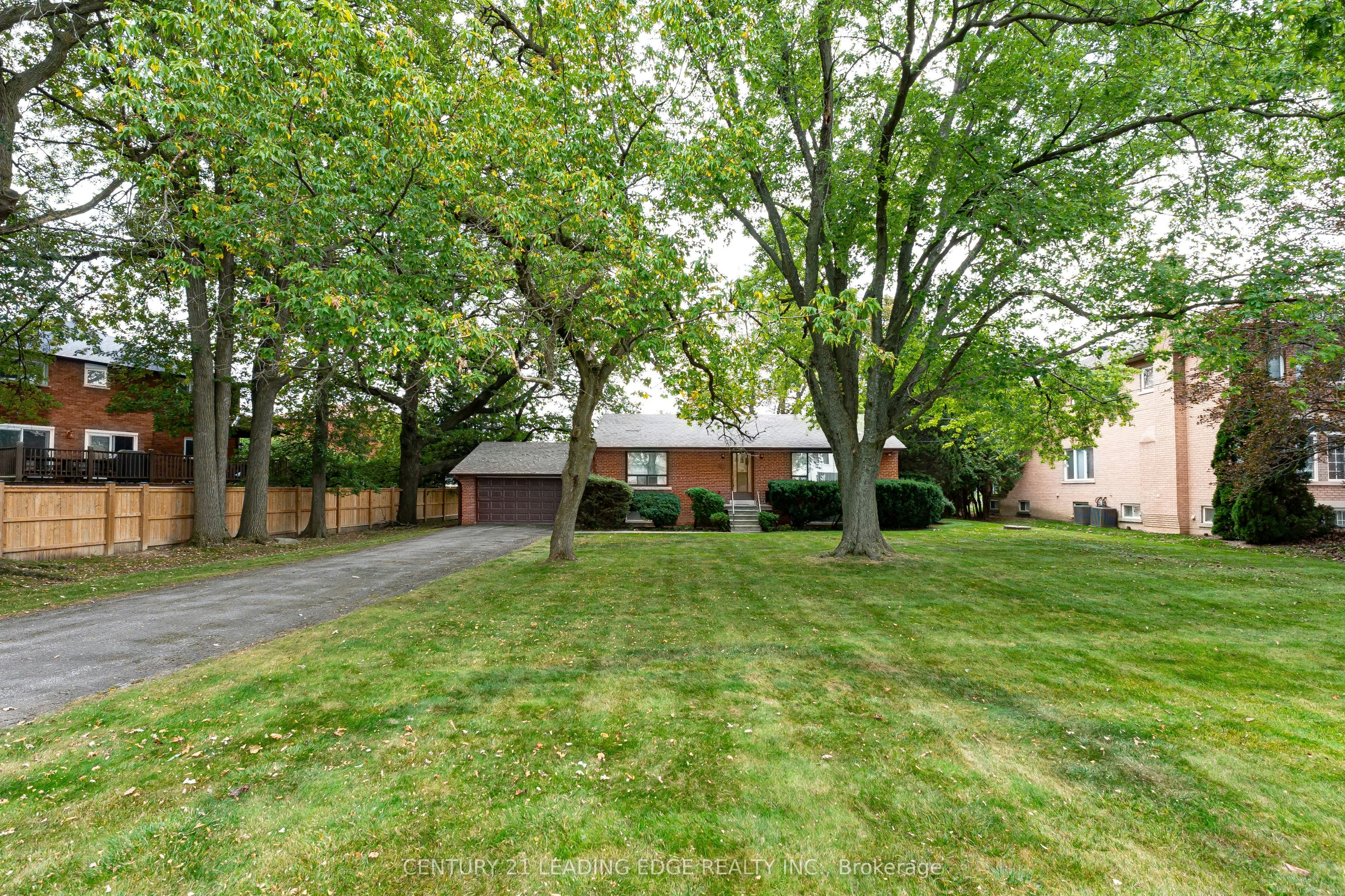 93 Lee Avenue, Markham, ON, L3R 8G2
