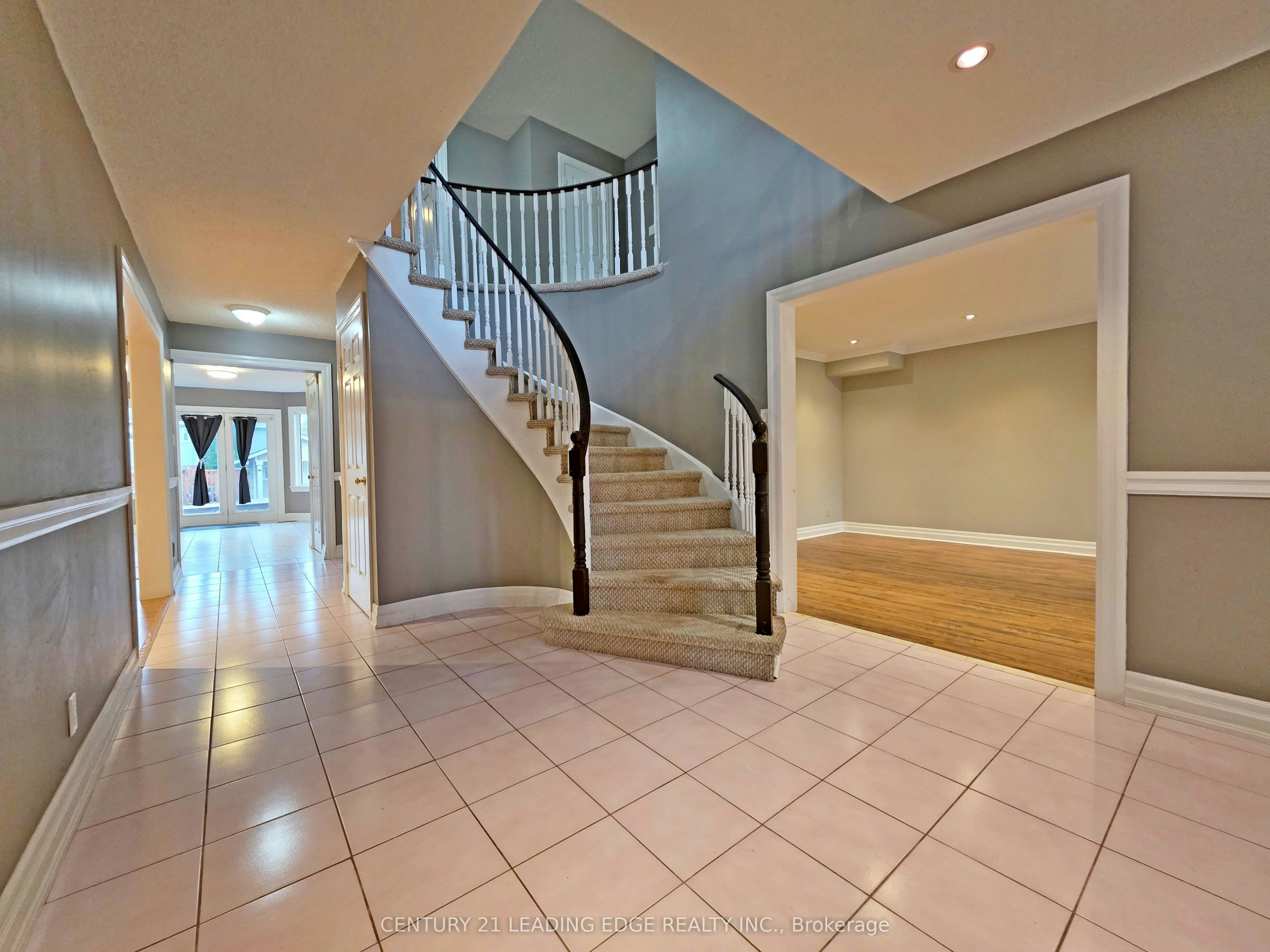 14 Hadera Place, Georgina, ON, L4P 3N6 - 5