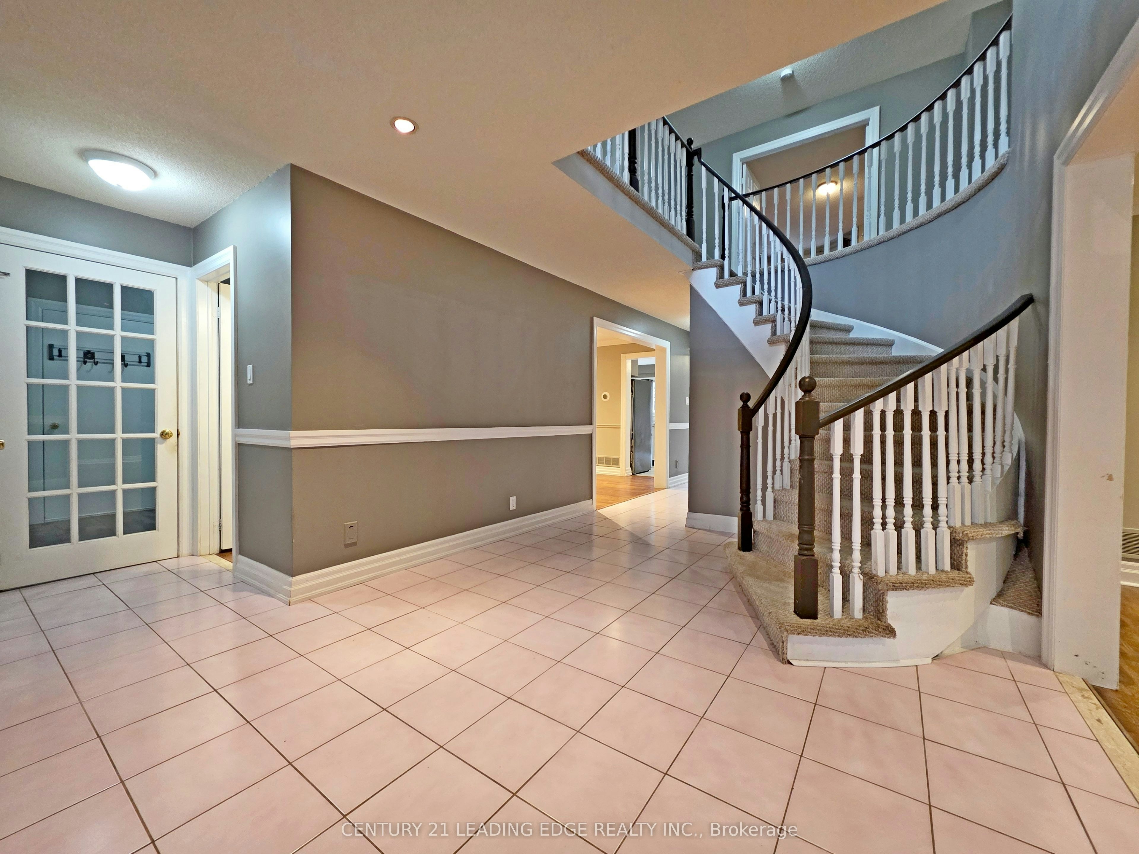 14 Hadera Place, Georgina, ON, L4P 3N6 - 6