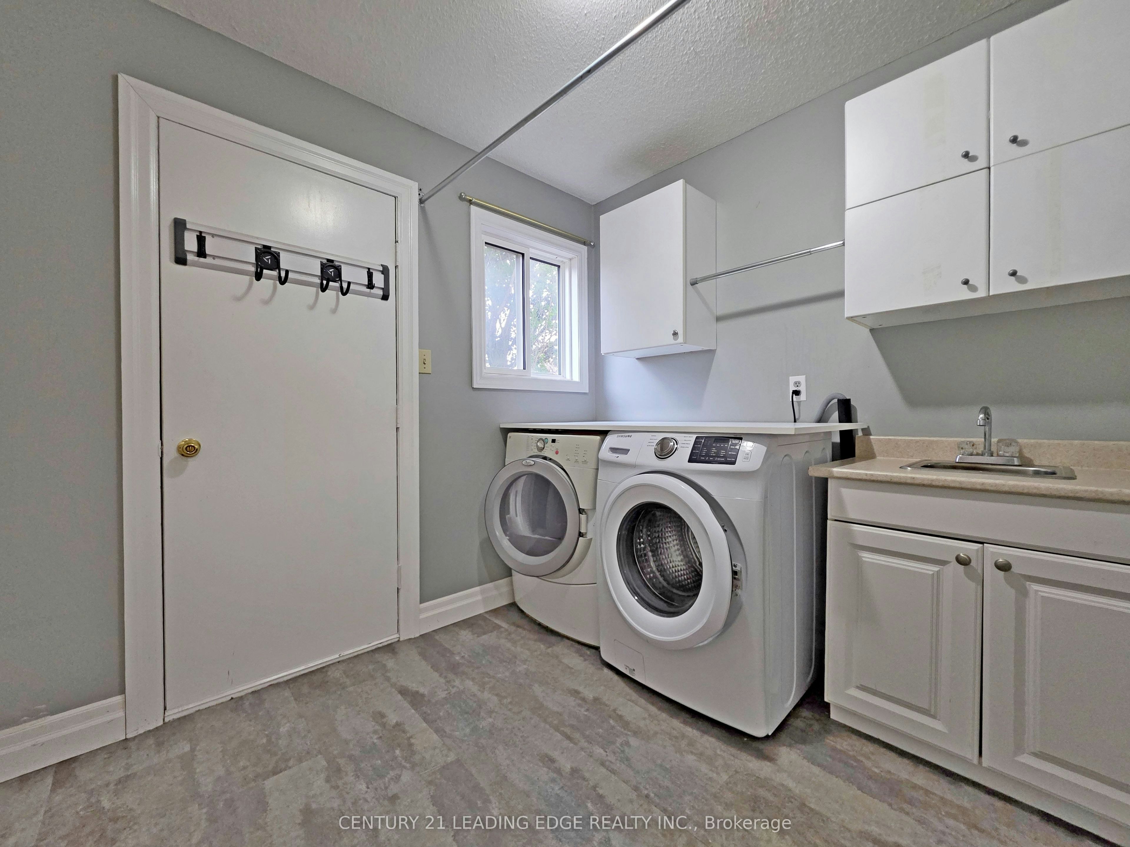 14 Hadera Place, Georgina, ON, L4P 3N6 - 17