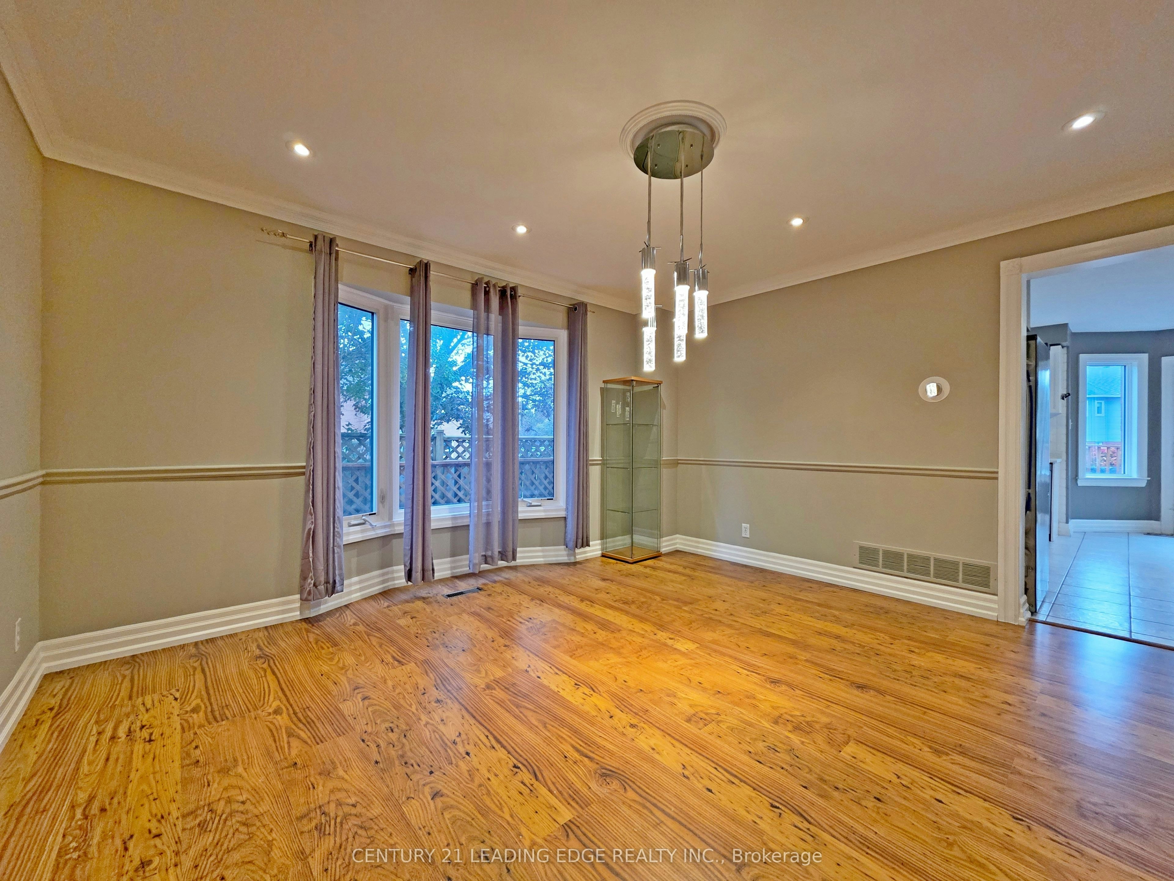 14 Hadera Place, Georgina, ON, L4P 3N6 - 18