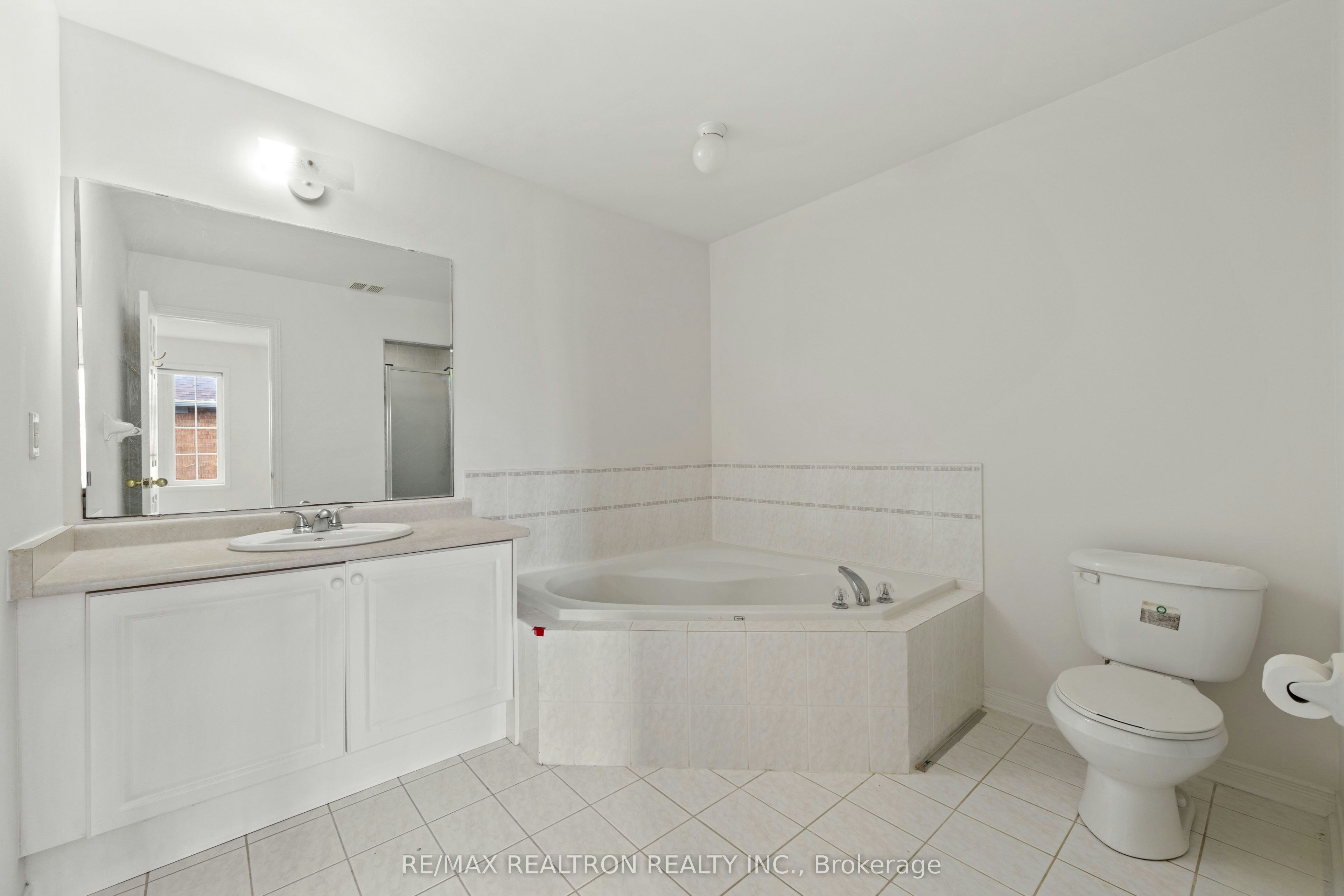 55 Grassland Avenue, Richmond Hill, ON, L4B 4K9 - 25