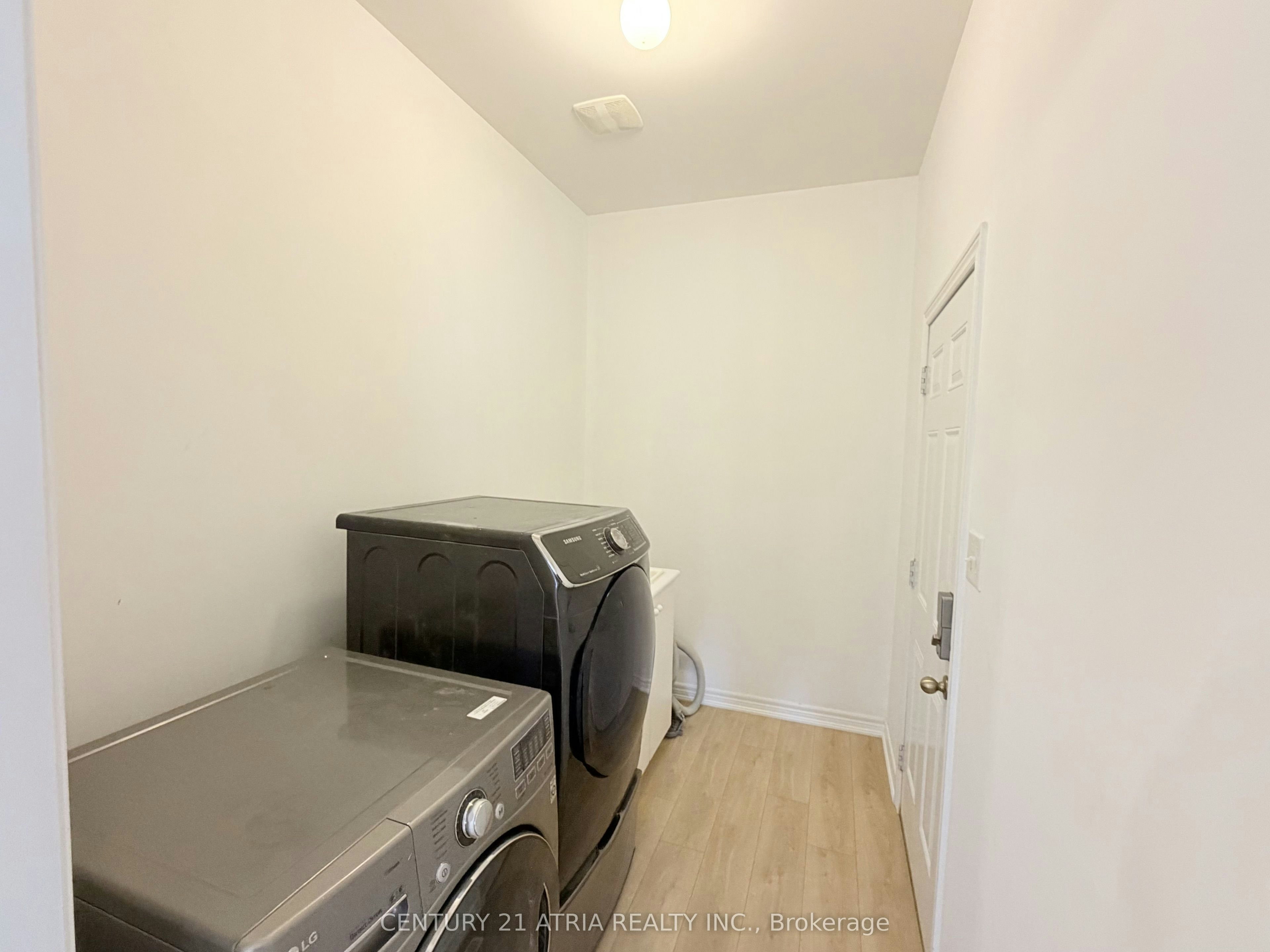 7 Tiglio Road, Vaughan, ON, L4H 0M1 - 47