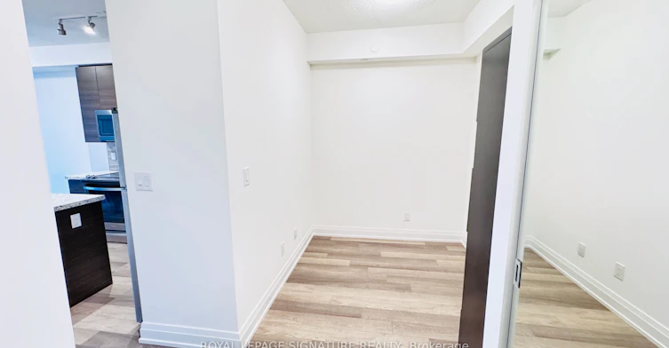 2206-3600 Hwy 7 N/A, Vaughan, ON, L4L 0G7 - 2