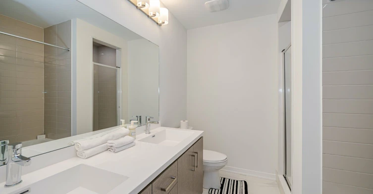 126-30 Almond Blossom Mews, Vaughan, ON, L4K 0N6 - 27