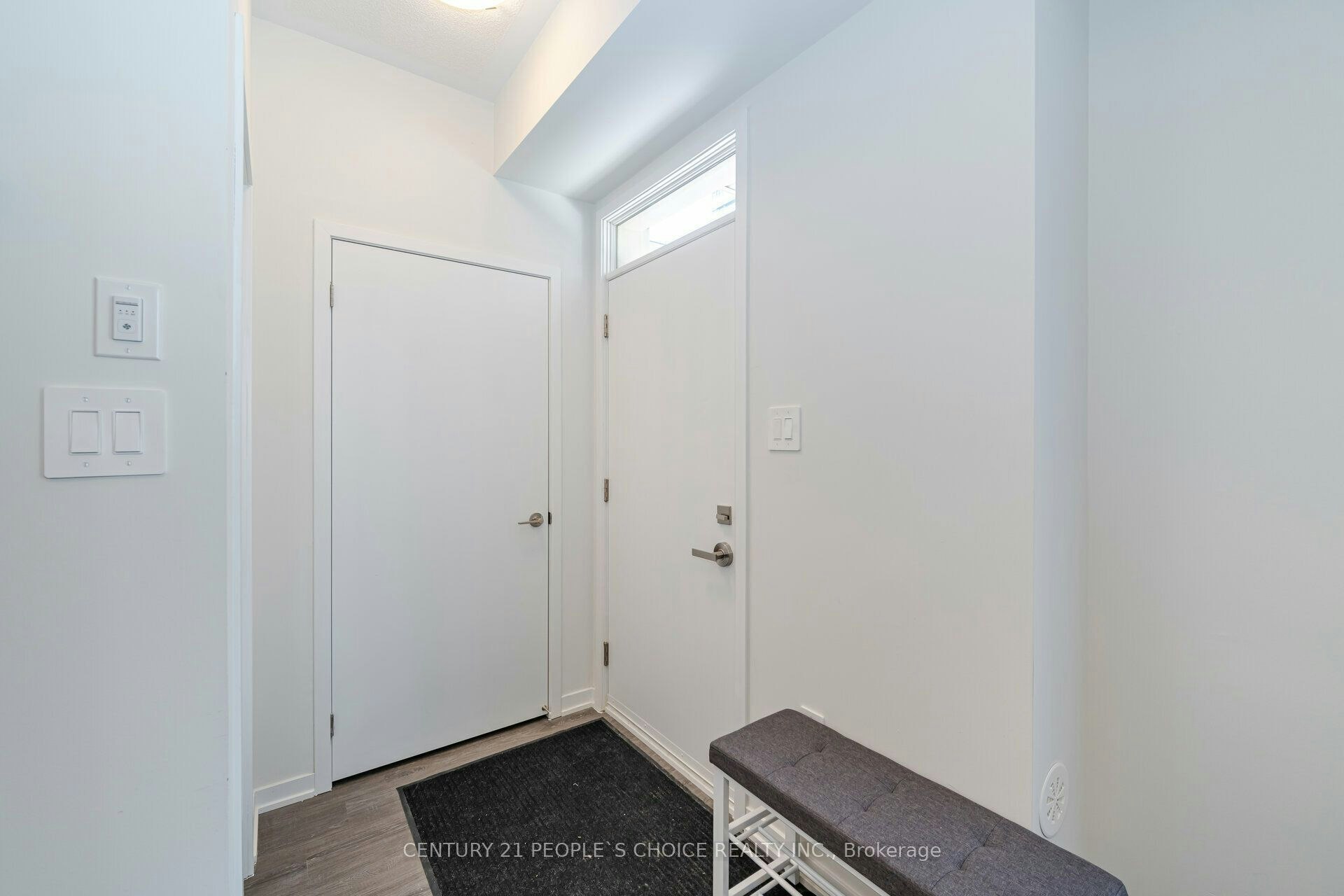 126-30 Almond Blossom Mews, Vaughan, ON, L4K 0N6 - 4