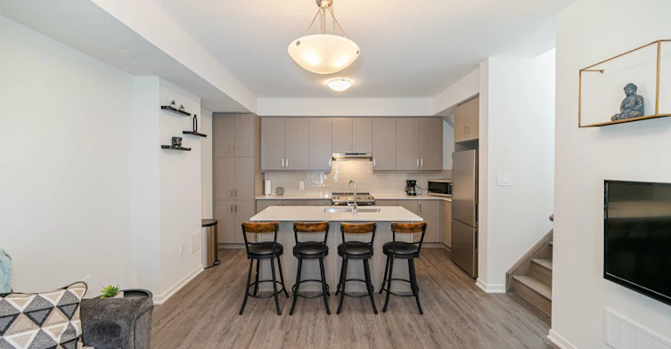 126-30 Almond Blossom Mews, Vaughan, ON, L4K 0N6 - 8